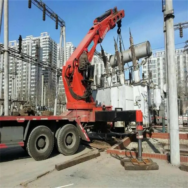 宜章就近吊车出租|工地厂房吊装设备租赁|24小时高效响应