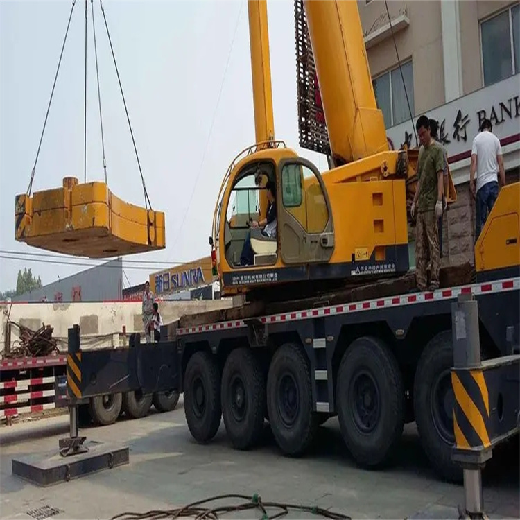 宜章当地吊车出租|机器吊装|75吨|工厂搬迁服务